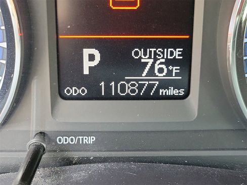 Used 2018 Toyota Corolla LE image 22