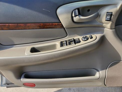 Used 2004 Chevrolet Impala image 14