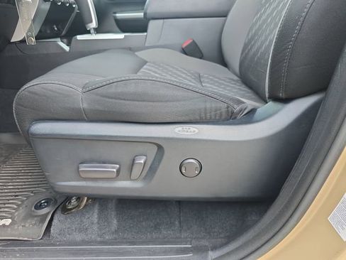 Used 2018 Toyota Tundra SR5 w/ TRD Off Road Package image 28