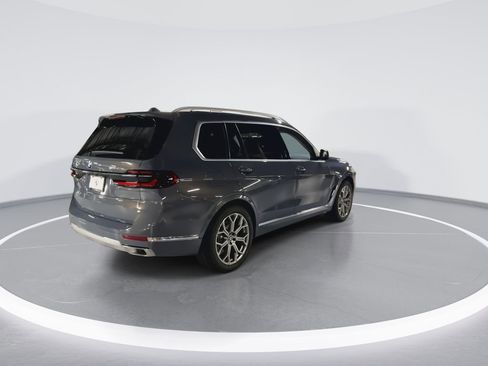 New 2026 BMW X7 xDrive40i image 8