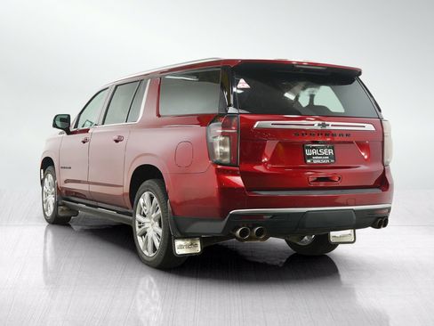 Used 2021 Chevrolet Suburban High Country w/ Premium Package AWD/4WD image 4