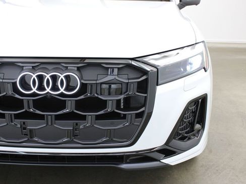 New 2026 Audi SQ7 Premium Plus AWD/4WD image 8