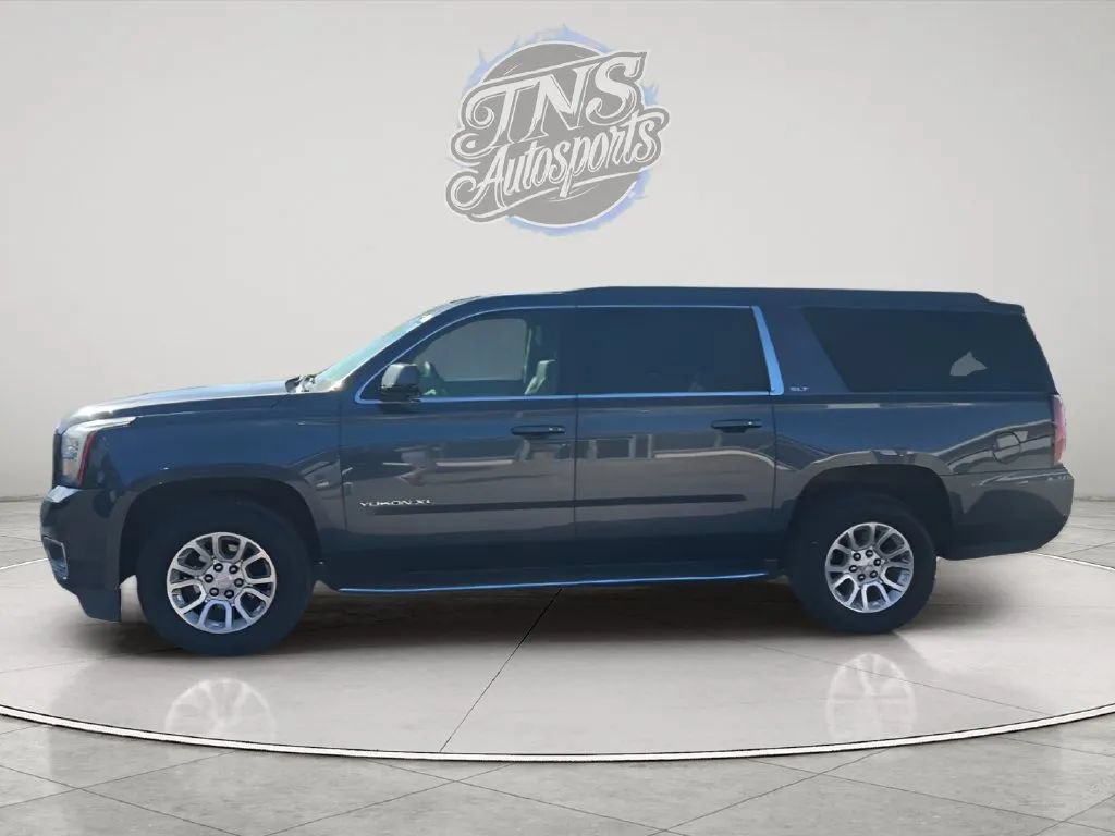 Used 2020 GMC Yukon XL SLT w/ Open Road Package AWD/4WD image 2