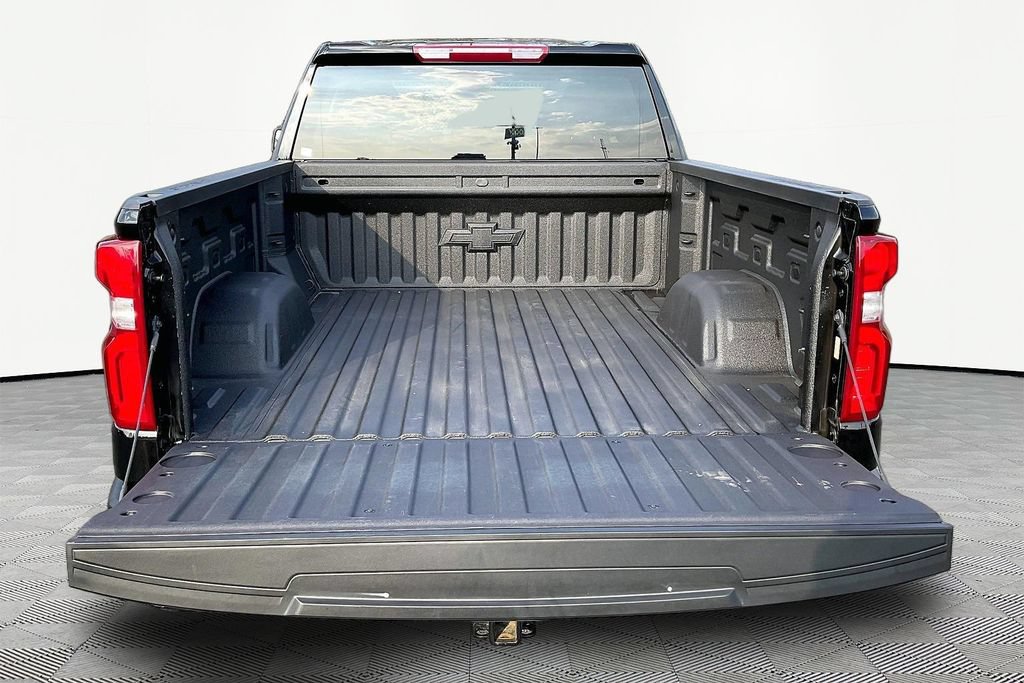 Used 2024 Chevrolet Silverado 1500 RST w/ Max Trailering Package AWD/4WD image 7