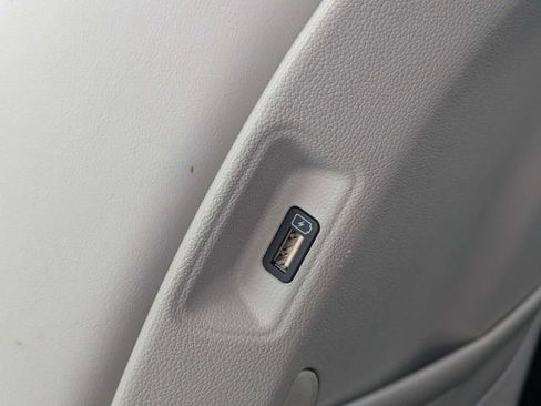 Used 2022 Kia Sorento SX image 15