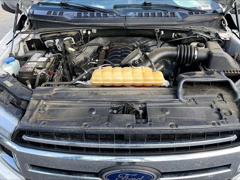 Used 2019 Ford F150 XLT w/ Trailer Tow Package AWD/4WD image 10