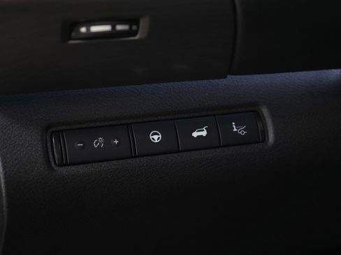 Used 2024 Nissan Pathfinder Platinum AWD/4WD image 30