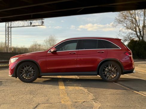 Used 2020 Mercedes-Benz GLC 63 AMG 4MATIC image 6