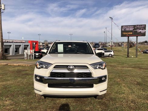 Used 2021 Toyota 4Runner Limited image 8