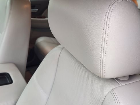 Used 2014 GMC Yukon SLT w/ Texas Edition image 15