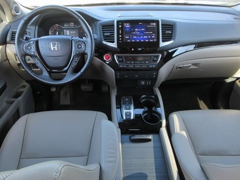 Used 2016 Honda Pilot Elite image 12