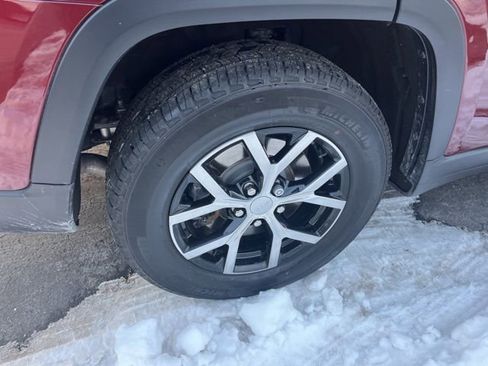 Used 2023 Jeep Grand Cherokee L Limited w/ Luxury Tech Group II image 12