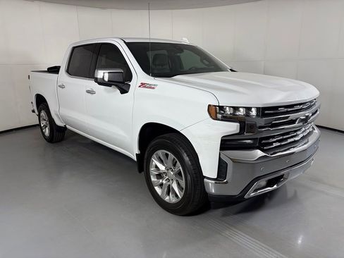 Used 2022 Chevrolet Silverado 1500 LTZ w/ Technology Package AWD/4WD image 2