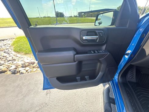 Used 2024 Chevrolet Silverado 1500 Custom Trail Boss AWD/4WD image 11