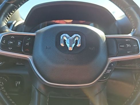 Used 2021 RAM 1500 Big Horn image 9