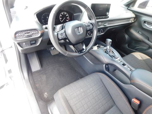 Used 2025 Honda HR-V Sport image 13