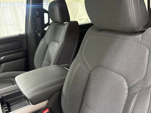 New 2026 RAM 1500 Express AWD/4WD image 16