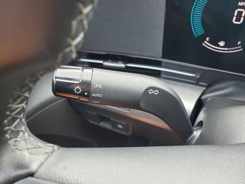 Used 2025 Hyundai Kona SEL AWD/4WD image 19