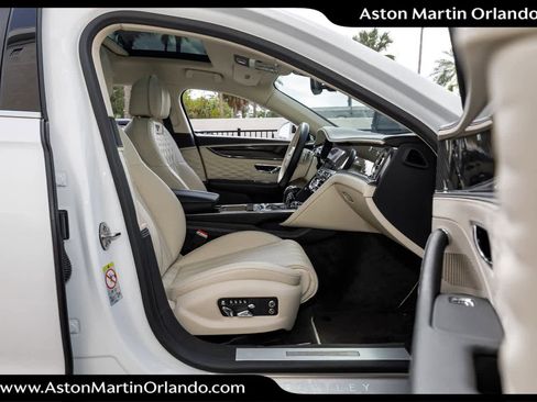 Used 2021 Bentley Flying Spur W12 image 70