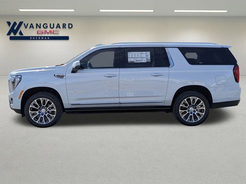 New 2026 GMC Yukon XL Denali w/ Sun & Power Step Package image 5