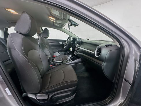 Used 2024 Kia Forte LXS image 28