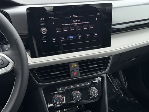 New 2025 Volkswagen Taos S image 31