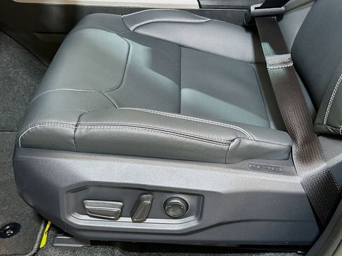 New 2026 Toyota Tundra Limited AWD/4WD image 19