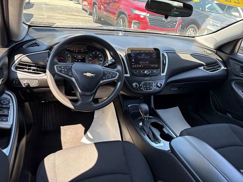 Used 2023 Chevrolet Malibu LT image 23
