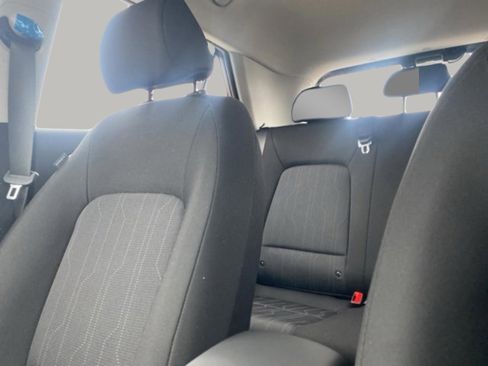 New 2026 Hyundai Venue SE image 28