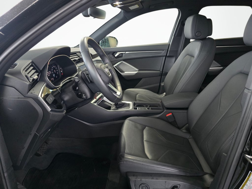Used 2025 Audi Q3 2.0T Premium AWD/4WD image 18