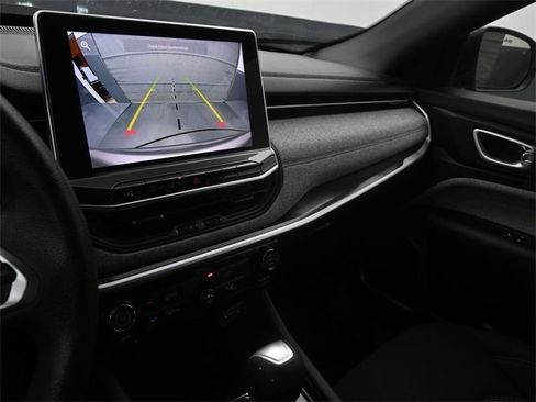 Used 2023 Jeep Compass Sport image 12