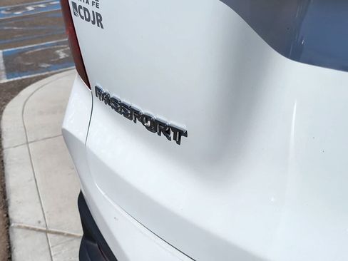 Used 2022 Honda Passport Elite image 11