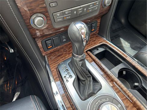 Used 2020 Nissan Armada SL w/ Premium Package image 40