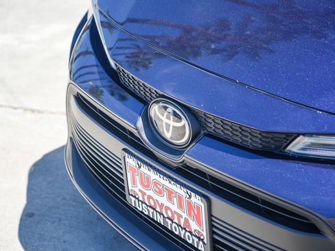 Certified 2023 Toyota Corolla LE FWD image 3