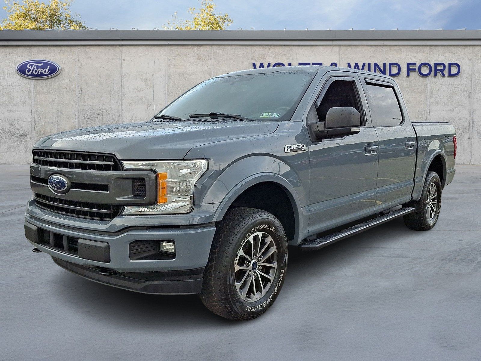 Used 2019 Ford F150 XLT w/ Equipment Group 302A Luxury AWD/4WD image 3