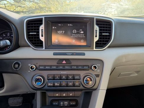 Used 2017 Kia Sportage EX w/ EX Premium Package image 12