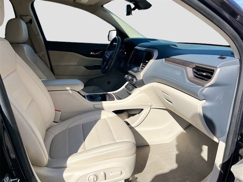 Used 2022 GMC Acadia Denali w/ Denali Ultimate Package image 29