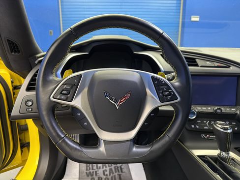 Used 2017 Chevrolet Corvette Stingray Convertible RWD image 14