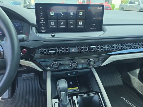 Certified 2025 Honda Accord Touring image 24