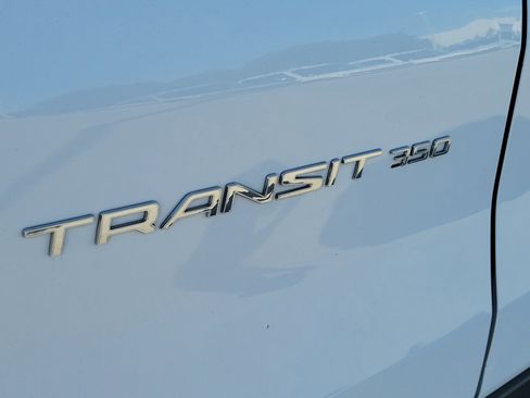 Used 2023 Ford Transit 350 XLT image 27
