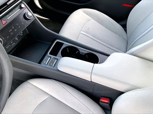 Used 2024 Hyundai Sonata SEL image 18