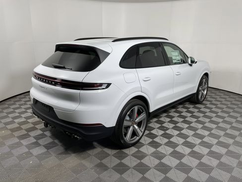 New 2026 Porsche Cayenne S AWD/4WD image 7