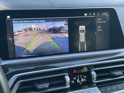 Used 2023 BMW X5 xDrive45e image 19