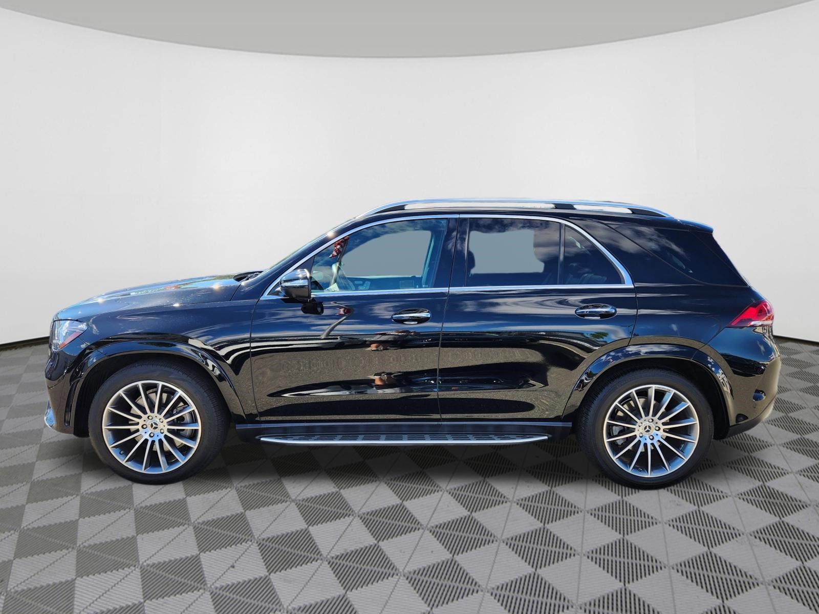 Used 2023 Mercedes-Benz GLE 450 4MATIC image 5