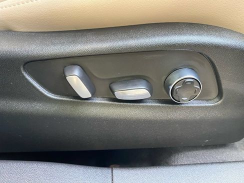 Certified 2024 Cadillac XT4 Premium Luxury w/ Cold Weather Package AWD/4WD image 12