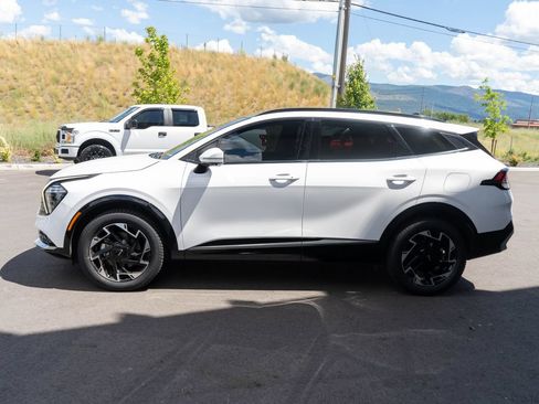 Used 2024 Kia Sportage SX AWD/4WD image 4