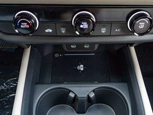 New 2027 Honda HR-V LX image 28