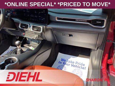 Used 2025 Ford Mustang GT Premium RWD image 19