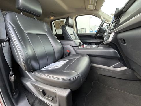Used 2024 Ford Expedition Max XLT image 22