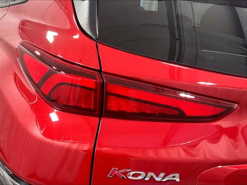 Used 2023 Hyundai Kona Limited image 34